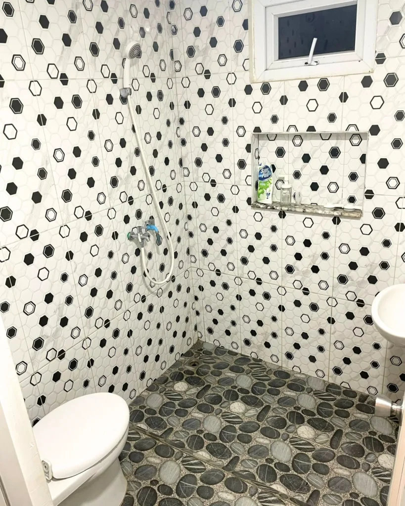 kamar mandi villa 1